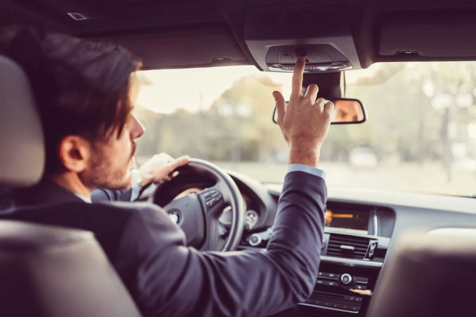 Why choose us for your private Melbourne Airport Transfers?