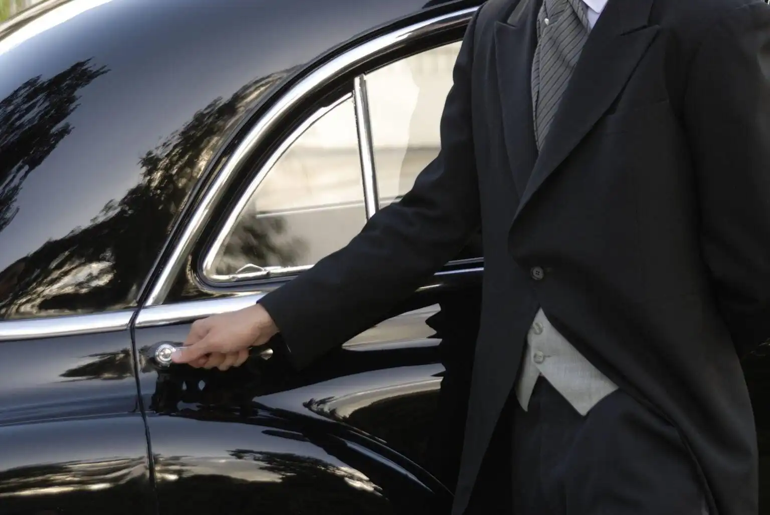 Why Choose a Chauffeur for a Yarra Valley Wine Tour